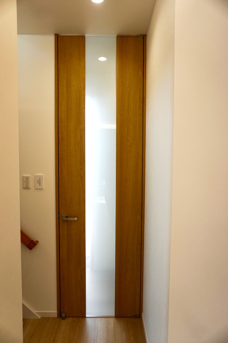 ベストチョイスな採光ありの室内ドア 広島で注文住宅を建てるなら 広島住宅総合館